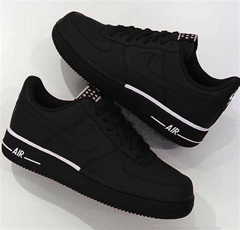 nike air force 1 mat zwart|black air force one shoes.